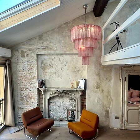 Charming And Design Attic Loft Central Milan In Coolest Area Navigli Ticinese Dış mekan fotoğraf